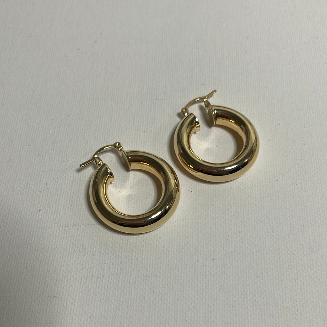 1 inche gold filled hoops / light weight